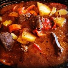 Slow Cooker Beef Kaldereta Recipe By Minda Recipe Slow Cooker Beef Beef Kaldereta Recipe Beef Caldereta