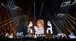 Ultime désobéissance, mylene farmer a choisi un seul lieu elle se produira à paris la défense arena à partir du 7 juin 2019 pour 6 concerts exceptionnels. Mylene Farmer Arena 2019 Pyco Fr
