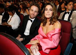 Mandy moore and her husband taylor goldsmith are expecting their first child together. Mandy Moore And Taylor Goldsmith S Relationship Timeline