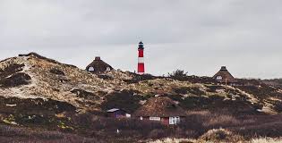 Entdecke Hornum Auf Sylt Leuchtturmromantik Und Auenland Feeling Monument Valley Sylt Tipps Sylt