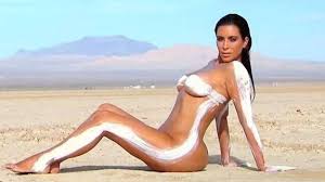 Maybe you would like to learn more about one of these? Kim Kardashian Una Mujer Real Y Con Celulitis Sin Photoshop La Verdad