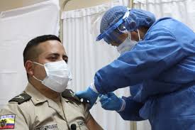 05 mayo 2021 07:56 am. Arranca Proceso De Vacunacion A Miembros De La Policia 1 000 Elementos Ya Fueron Vacunados Hoy En Guayaquil Coronavirus Ecuador