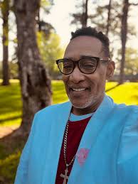 Gm Camden Arkansas… I am Dr Bishop Robert E Arnold, Born & Raised in Camden  Arkansas, I am a Graduate of the Class of 1984 of Camden High School, Home  of The