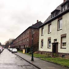 Die wogedo ist eine der größten wohnungsgenossenschaften in düsseldorf und bewirtschaftet 4451 wohnungen sowie rund 1900 garagen. Alles Auf Anfang Wogedo Plant Bestandsersatz In Gerresheim