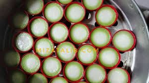 Bahagian luar yg hijau rasanya manis, dan dilengkapi. Nona Manis Mencari Tuan Baru Miza Talib