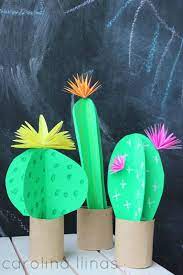 Aprende cómo hacer muñecos desde casa aprovecha esta oportunidad, y aprende paso a paso cómo confeccionar unos lindos haz un hermoso reloj decorándolo con tubos de pape. Mini Jardin De Cactus De Papel Y Rollos De Carton Artividades Cactus De Papel Mini Jardin De Cactus Artesanias Del Oeste