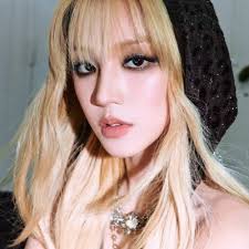 katita loves loey !!! (@ohmarshmaIIow)