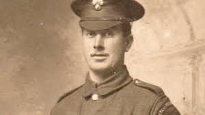 Faces of the First World War: Snapshot stories of wartime heroes still  remembered and loved