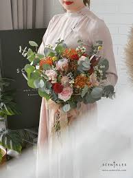It's a wonderful way to inject a personal touch into your wedding flowers. Pre Order Safari Sunset Wild Flower Premium Bridal Bouquet Scentales Florist