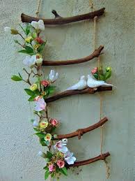 Dekorative Strickleiter Mit Blumen Und Tauben Hochzeit Wanddekoration Rustikale Hochzeit Floral Wreaths Blumen Rustikaler Wanddekor Dekoration