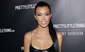 Tara stellt nach ex on the beach ihre neue haarfarbe zur schau. Kourtney Kardashian Verbreitet Christliche Erziehungstipps Livenet Mobile