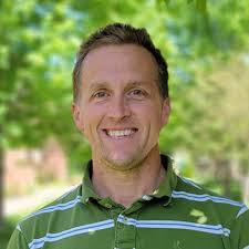 Carly Deegan's Instagram, Twitter & Facebook