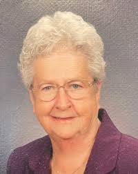 Tamara Hanson's Instagram, Twitter & Facebook