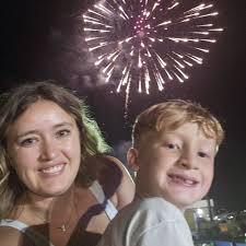 Traffic is backed up at the scene of a fatal motorcycle crash in Putnam  County.  https://www.wowktv.com/news/west-virginia/putnam-county-wv/person-killed-in-putnam-county-motorcycle-crash-sheriff-says/?utm_medium=social&utm_source=facebook_WOWK_13_NEWS