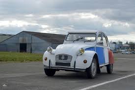 More 3 chevau difficile a battre images 3 chevaux difficile a battre. Ac08 Citroen 2cv 6 Cocorico 86 Palais De La Voiture Com