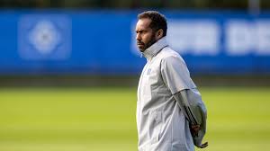 In würzburg (2:3) wackelte gideon jung gewaltig. Hamburger Sv Setzt Coach Daniel Thioune Auf Youngster Bryan Hein Kicker
