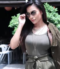 Top 10 artis wanita cantik malaysia 2019 подробнее. 7 Selebriti Wanita Yang Memiliki Body Goal Media Hiburan
