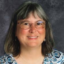 Lori Wright's Instagram, Twitter & Facebook