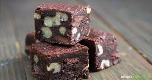 Gesund Naschen Brownies Aus Vier Naturlichen Zutaten Gesund Naschen Zuckerfreie Rezepte Leckereien