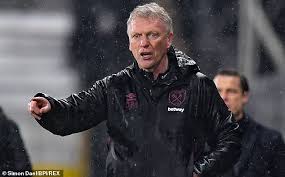 I'm excited for the club and what we can do. David Moyes Embarrassed For Mike Dean After Tomas Soucek Red Card Aktuelle Boulevard Nachrichten Und Fotogalerien Zu Stars Sternchen