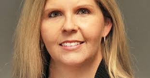 Julie Clevenger's Instagram, Twitter & Facebook