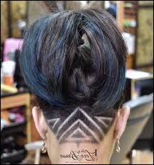 Frisuren bilder femininer pilzkopf mit kurzem nacken. 31 Undercut Frauen Nacken Ideen Undercut Frau Frisur Undercut Haare