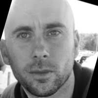 20+ "Robert Smithson" profiles