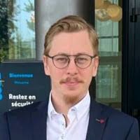 10 "Felix Backer" profiles