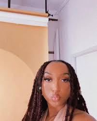 Please tell me you want this as much as I do 😉✨ Have you ever ran a red  light to get to a person you were dealing with?