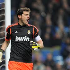 Iker casillas possibile nuovo portiere della roma secondo le voci di calciomercato che rimbalzano dalla spagna. Iker Casillas 20 Greatest Moments At Real Madrid Bleacher Report Latest News Videos And Highlights