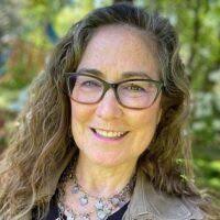 Kathleen Hoke's Instagram, Twitter & Facebook