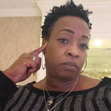 Desiree Carter (@theecuttcreataa) • Instagram photos and videos