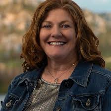 Tessa Jackson's Instagram, Twitter & Facebook