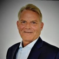 70+ “Macdonald” โพรไฟล์