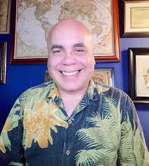 Miguel Bustillos's Instagram, Twitter & Facebook