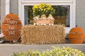 Discover hundreds of new products at the lakeside collection. The Best Outdoor Fall Decor And Fall Decorating Ideas For Every Home Hometalk