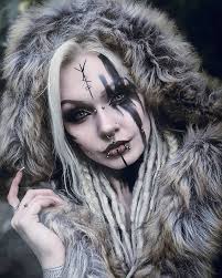 Ella Carson (ellacarson20)