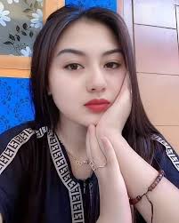 Social media no easy to handle o. How many comments I wan reply 😒