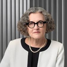 Susan Pearson's Instagram, Twitter & Facebook