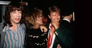 Jul 09, 2012 · mick jagger and david bowie fascinated each other, both as stars and as men. Tina Turner Reveales On David Bowie And Mick Jagger Videomuzic