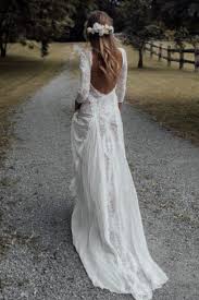 An elegant gown with a lace back, long sleeves, and a relaxed mermaid silhouette that will promptly bring your significant other to tears. Buy Wedding Dresses Lace Wedding Dresses Grace Loves Lace