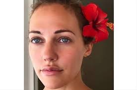 Mujde Ar Son Haliyle Hayranlarini Korkuttu
