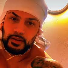 Trying to hit crim asap! Anyone down to run?