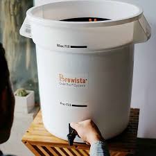 This cold brew maker allows you to seamlessly steep and store coffee. Best Commercial Cold Brew Coffee Maker For Summer Brewista Cold Brew Pro Shop Cold Brew Alternativebrewing L Cold Brew Coffee Maker Coffee Brewing Cold Brew