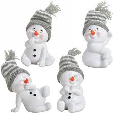 Ihre daten werden nur zum. Schneemann Deko Figuren Mit Strickmutzen Grau Kunststoff 4er Set Sort 8x11 Cm Kaufen Matches21