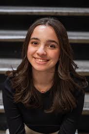 Sydney Cruz's Instagram, Twitter & Facebook