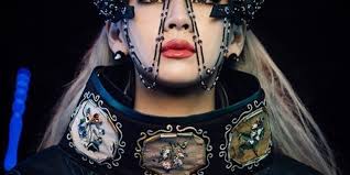 8 Potret Style CL yang Paling Ikonik dan Pancarkan Aura High Fashion,  Cantik Pakai Outfit Apa Saja