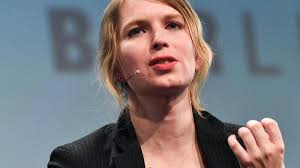 Последние твиты от chelsea manning (@savemanning). Wikileaks Die Whistleblowerin Ist Frei Chelsea Manning Im Portrat Augsburger Allgemeine