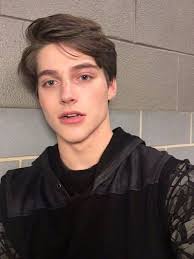 Froy Gutierrez Is My Future Husband In 2020 Froy Gutierrez Beautiful Boys Pretty People