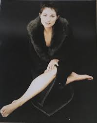 While she has her own instagram page @emily.joyce.photography that dwight tags in all of the photos she takes, emily hasn't shared a single post, despite having 25.4 thousand followers. Emily Joyce On Twitter Tb To 18 Years Ago Photo Sven Arnstein